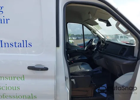 2021 Ford Transit-250 z USA, uszkodzony, nr VIN 1FTBR1C86MKA42365